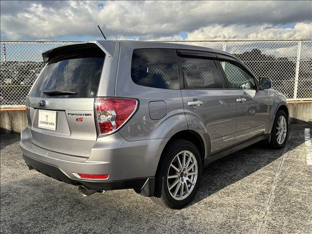 SUBARU FORESTER 2011