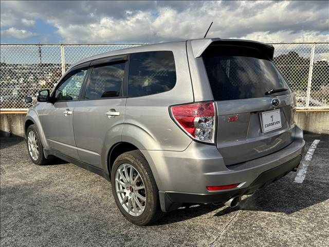 SUBARU FORESTER 2011
