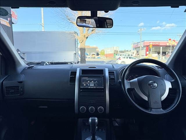 NISSAN X-TRAIL 4WD 2011