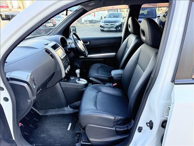 NISSAN X-TRAIL 4WD 2011