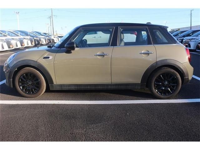 BMW MINI COOPER D 5DOOR 2019