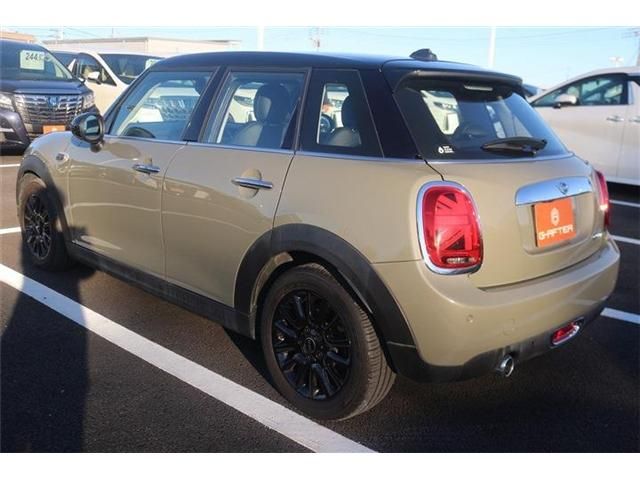BMW MINI COOPER D 5DOOR 2019