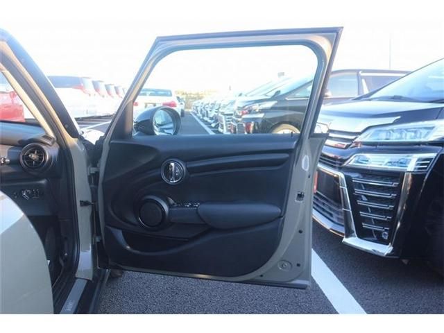 BMW MINI COOPER D 5DOOR 2019