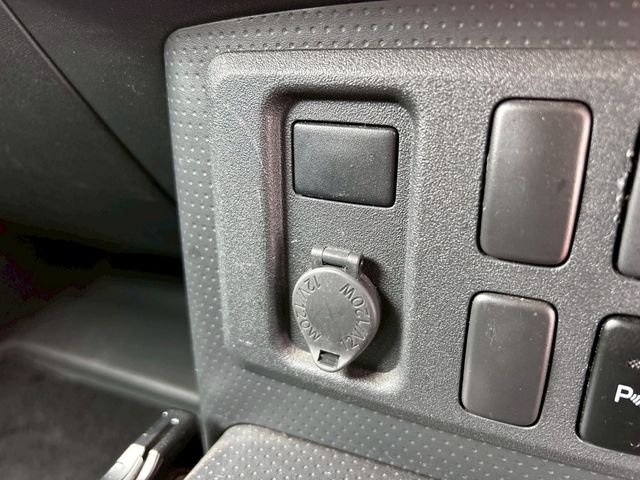 TOYOTA FJ CRUISER 4WD 2011