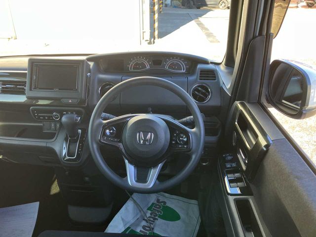 HONDA N BOX CUSTOM 2020