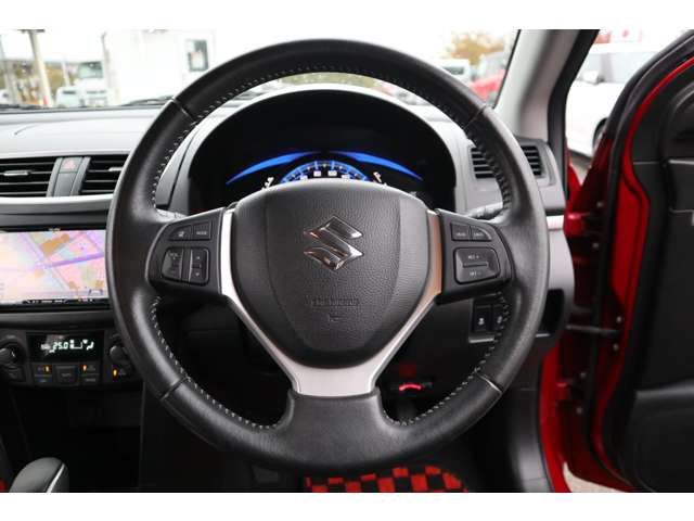 SUZUKI SWIFT 4WD 2014