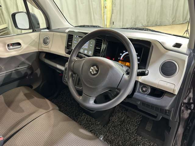 SUZUKI MR WAGON 2011