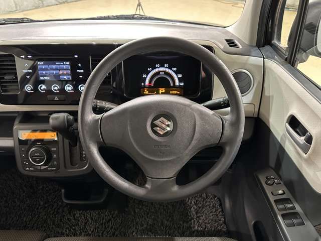 SUZUKI MR WAGON 2011