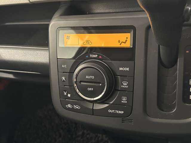 SUZUKI MR WAGON 2011