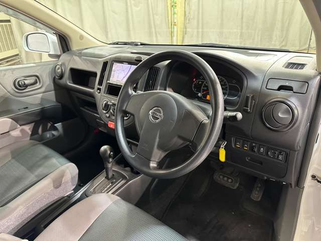 NISSAN NV150 AD 2WD 2018