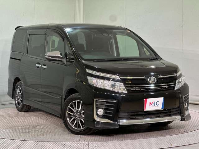 TOYOTA VOXY 2016