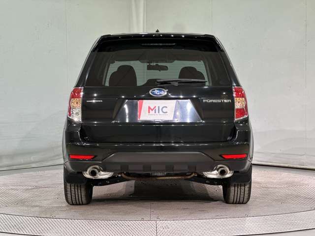 SUBARU FORESTER 2012