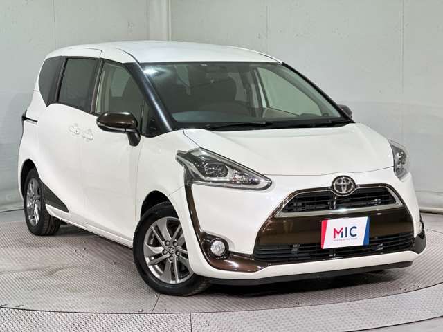 TOYOTA SIENTA 2017