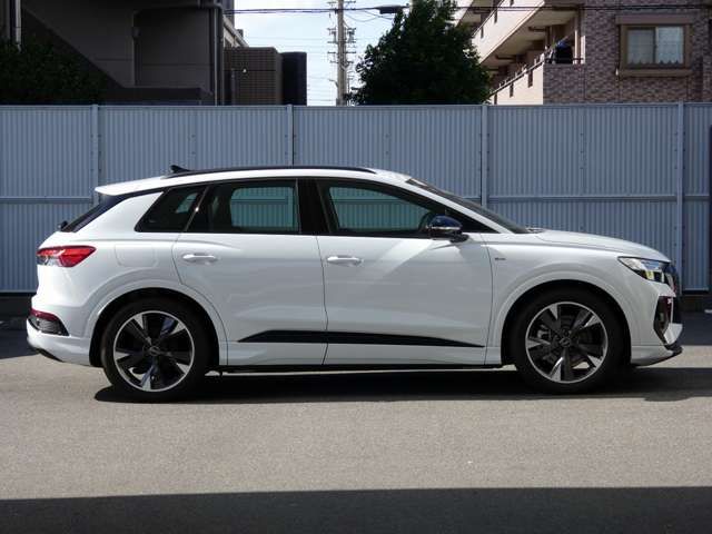 AUDI AUDI Q4 e-tron 2025