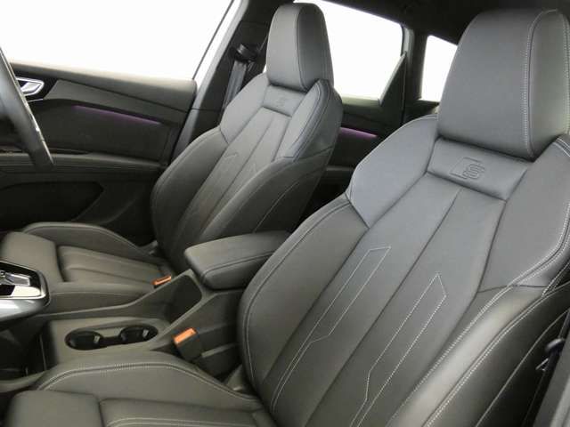 AUDI AUDI Q4 e-tron 2025