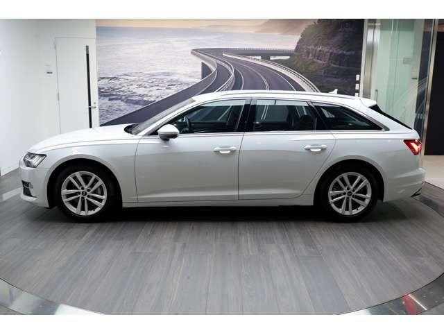 AUDI AUDI A6 AVANT 2024