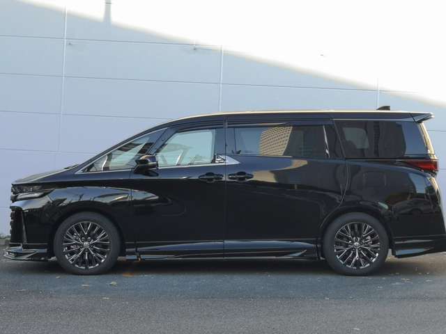 TOYOTA VELLFIRE 2025