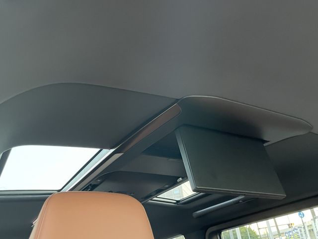 TOYOTA VELLFIRE 2025