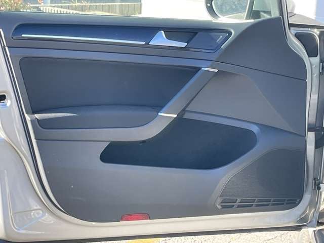 VOLKSWAGEN VOLKSWAGEN GOLF 2016