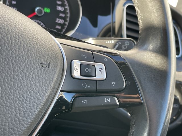 VOLKSWAGEN VOLKSWAGEN GOLF 2016