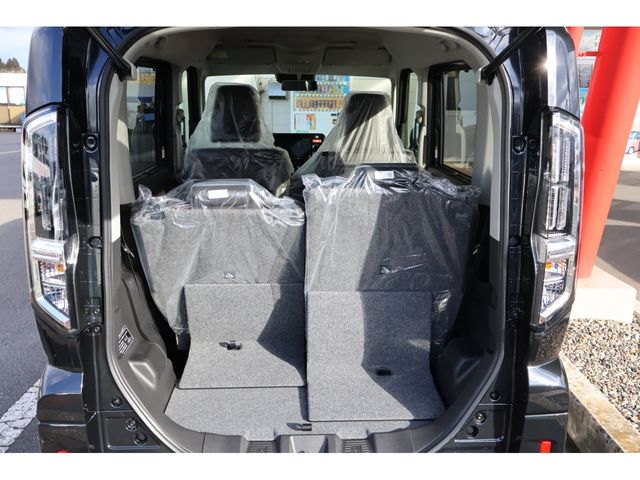 SUZUKI Spacia custom 4WD 2025