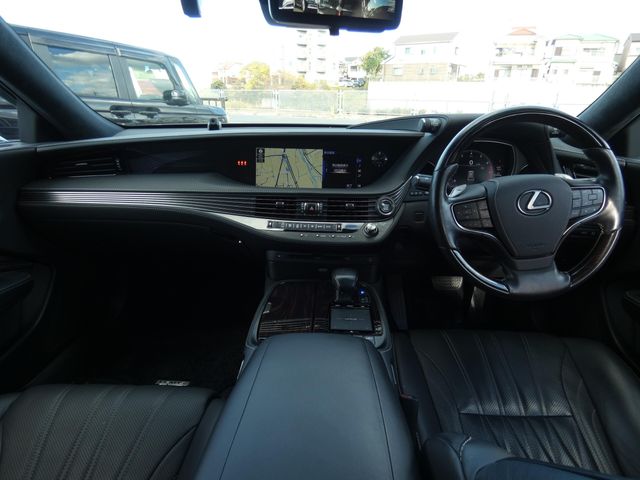 TOYOTA LEXUS LS500 2018