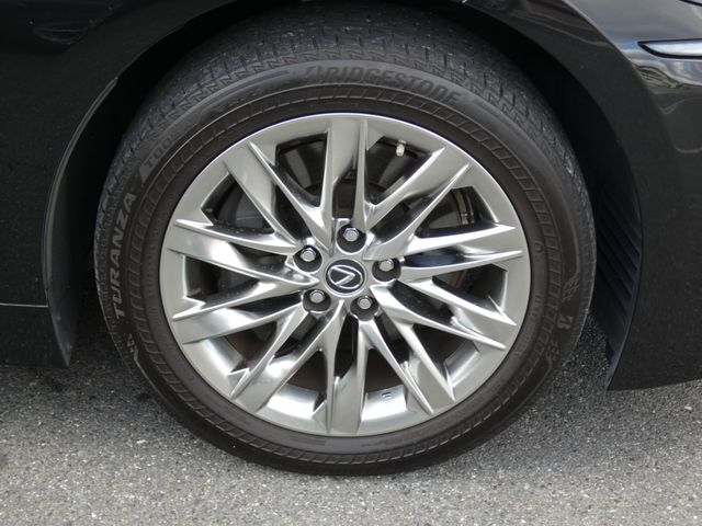 TOYOTA LEXUS LS500 2018