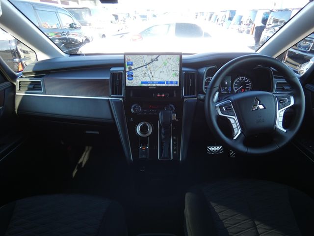 MITSUBISHI DELICA D:5 4WD 2024