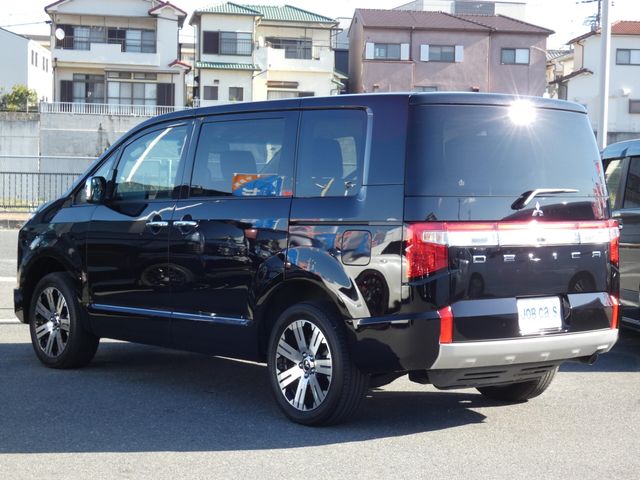 MITSUBISHI DELICA D:5 4WD 2024