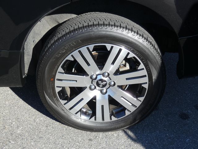 MITSUBISHI DELICA D:5 4WD 2024