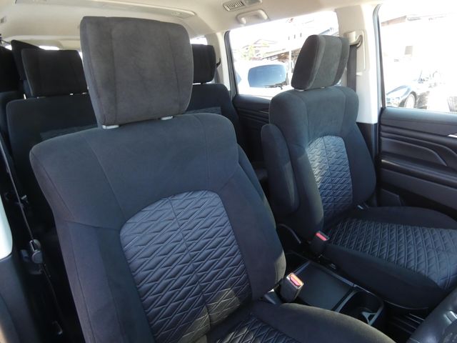 MITSUBISHI DELICA D:5 4WD 2024