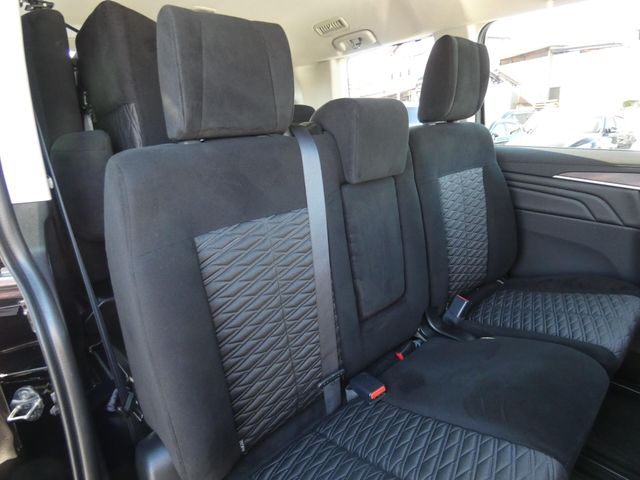 MITSUBISHI DELICA D:5 4WD 2024