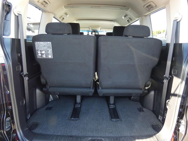 MITSUBISHI DELICA D:5 4WD 2024