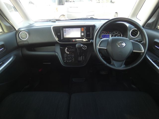 NISSAN DAYZ ROOX 2014