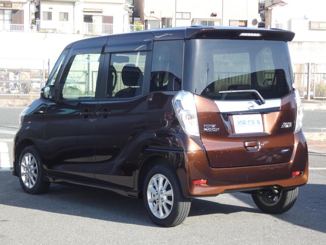 NISSAN DAYZ ROOX 2014