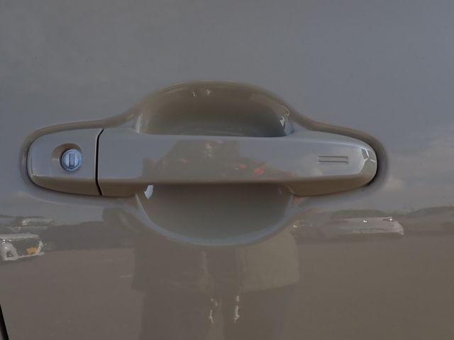 TOYOTA SIENTA HYBRID 2018