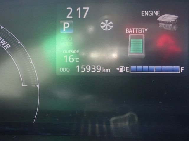 TOYOTA SIENTA HYBRID 2018