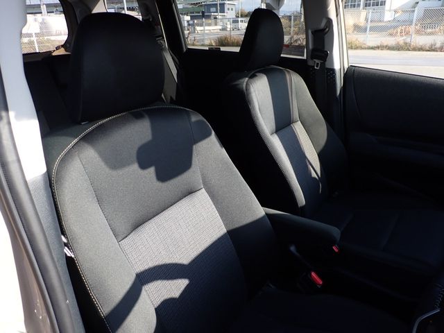 TOYOTA SIENTA HYBRID 2018