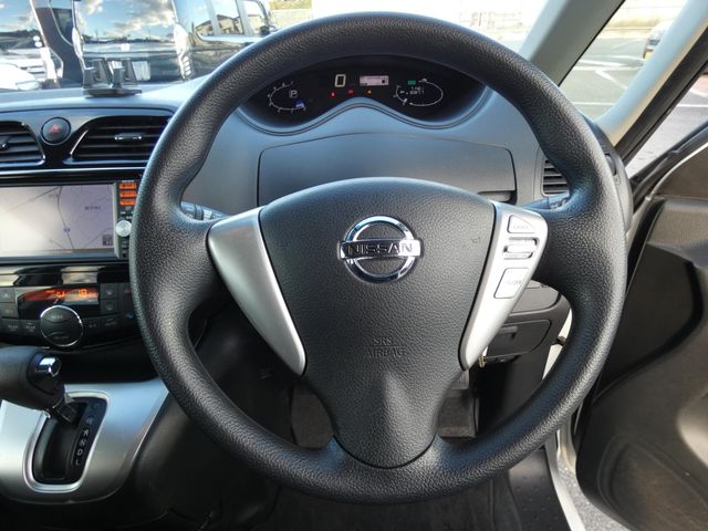 NISSAN SERENA  WG 2015