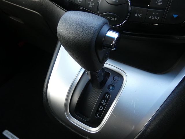 NISSAN SERENA  WG 2015