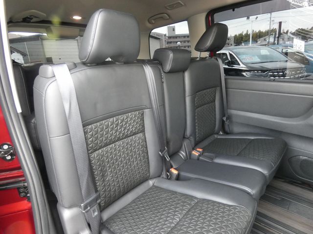 NISSAN SERENA  WG 2024