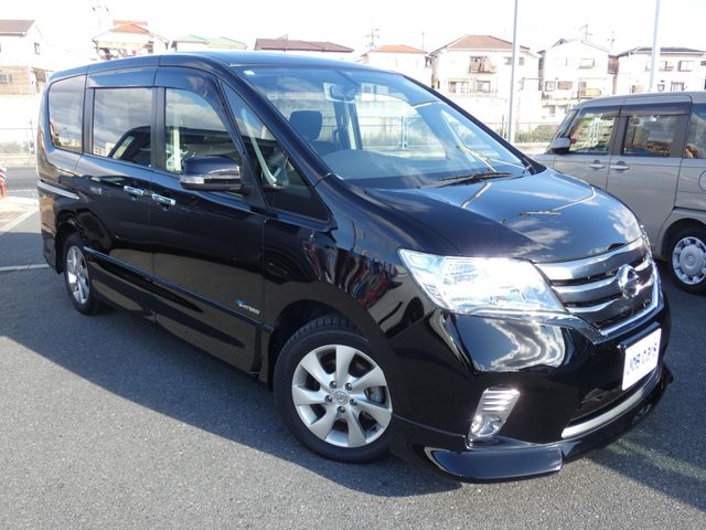 NISSAN SERENA  S-HYBRID 2013