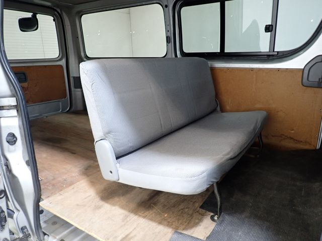 TOYOTA HIACE van 1.25t 2WD 2004