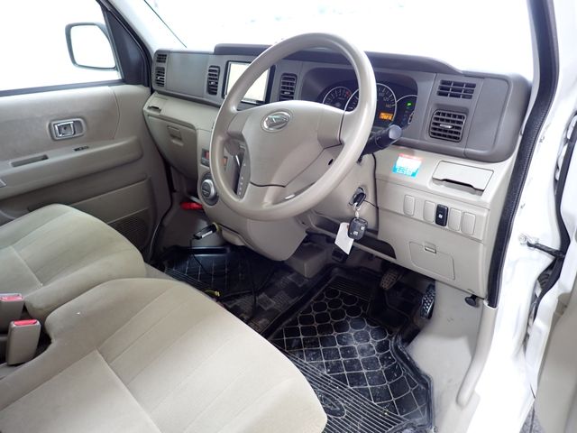 DAIHATSU ATRAI wagon 4WD 2010