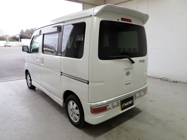 DAIHATSU ATRAI wagon 4WD 2010