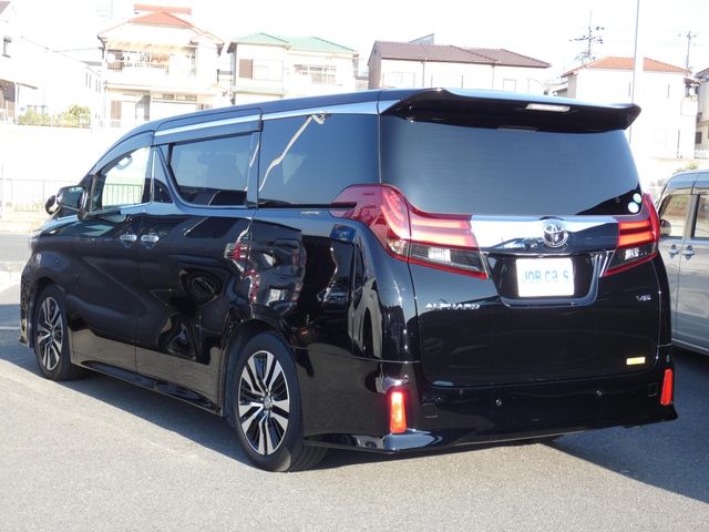 TOYOTA ALPHARD 2015