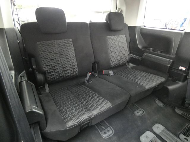 MITSUBISHI DELICA D:5 4WD 2022