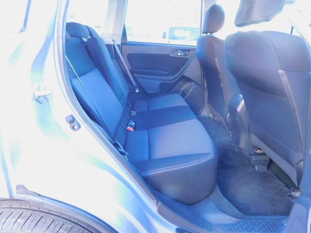 SUBARU FORESTER 2012