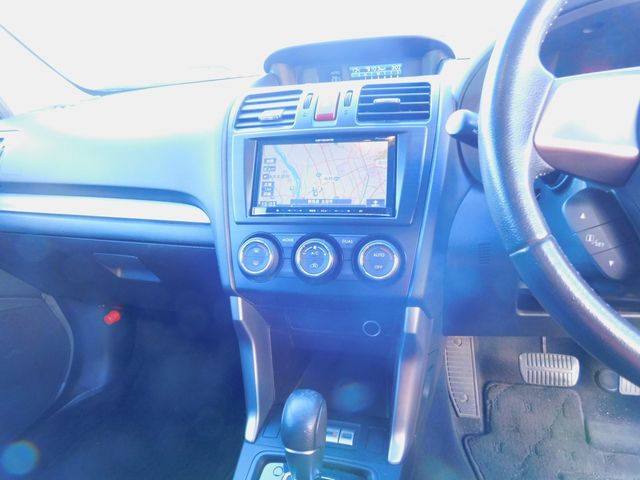 SUBARU FORESTER 2012