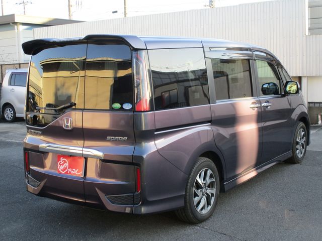 HONDA STEPWAGON SPADA 2015